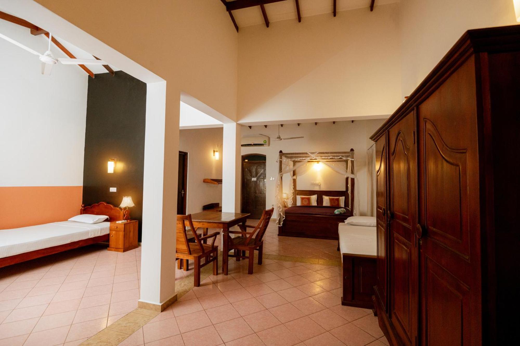 Prince Beach Hotel Bentota Ngoại thất bức ảnh
