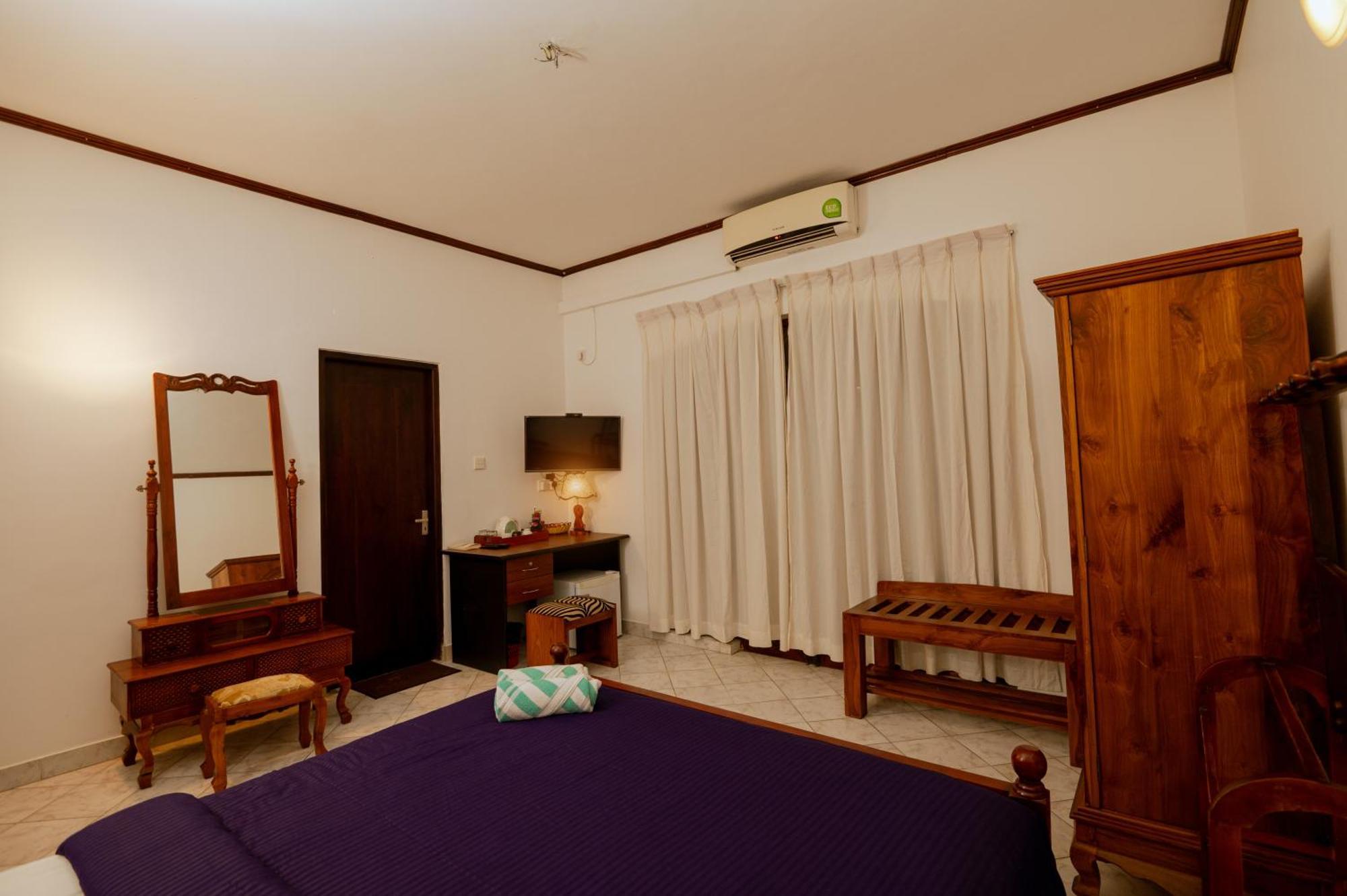 Prince Beach Hotel Bentota Ngoại thất bức ảnh