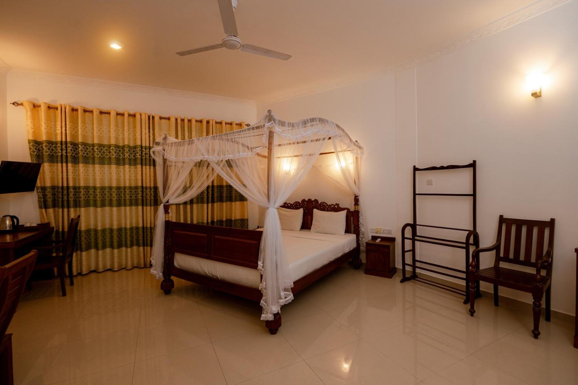 Prince Beach Hotel Bentota Ngoại thất bức ảnh