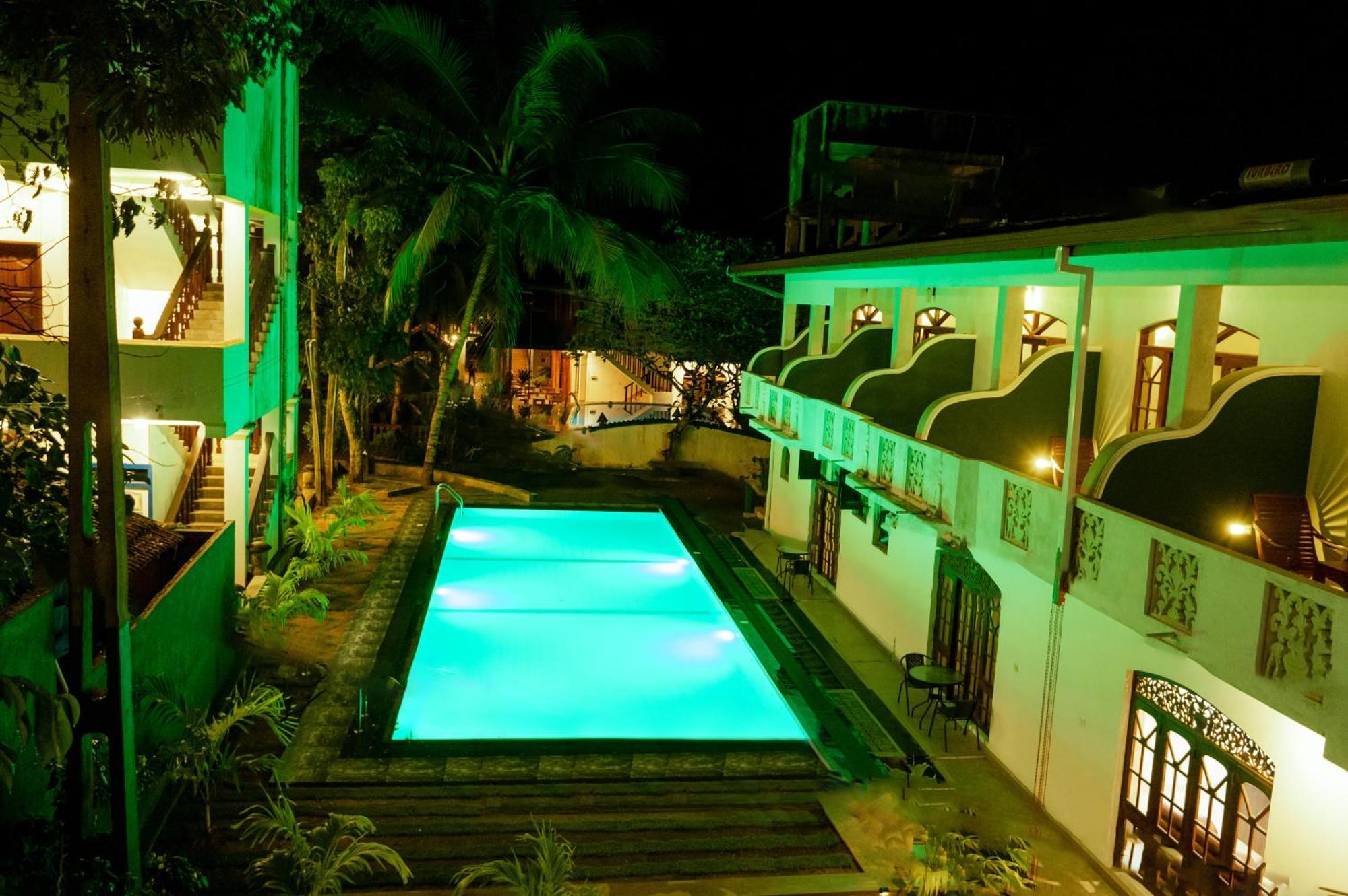 Prince Beach Hotel Bentota Ngoại thất bức ảnh