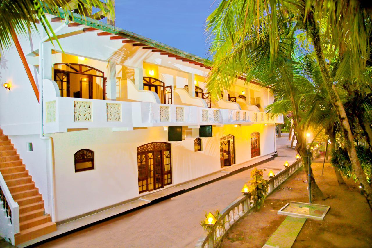 Prince Beach Hotel Bentota Ngoại thất bức ảnh