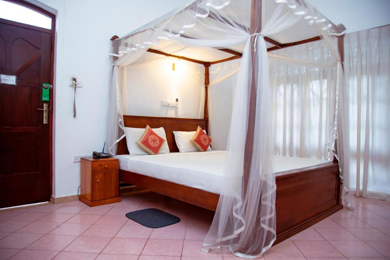 Prince Beach Hotel Bentota Ngoại thất bức ảnh